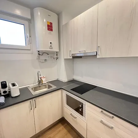 Apartament Bizi I,ii,iii